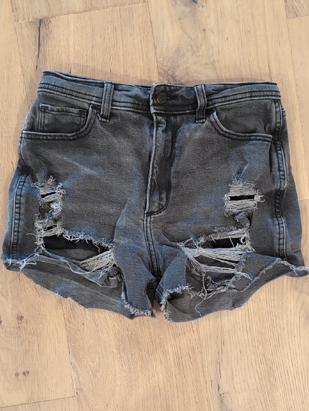 Hollister Curvy High-Rise Vintage Short 4"